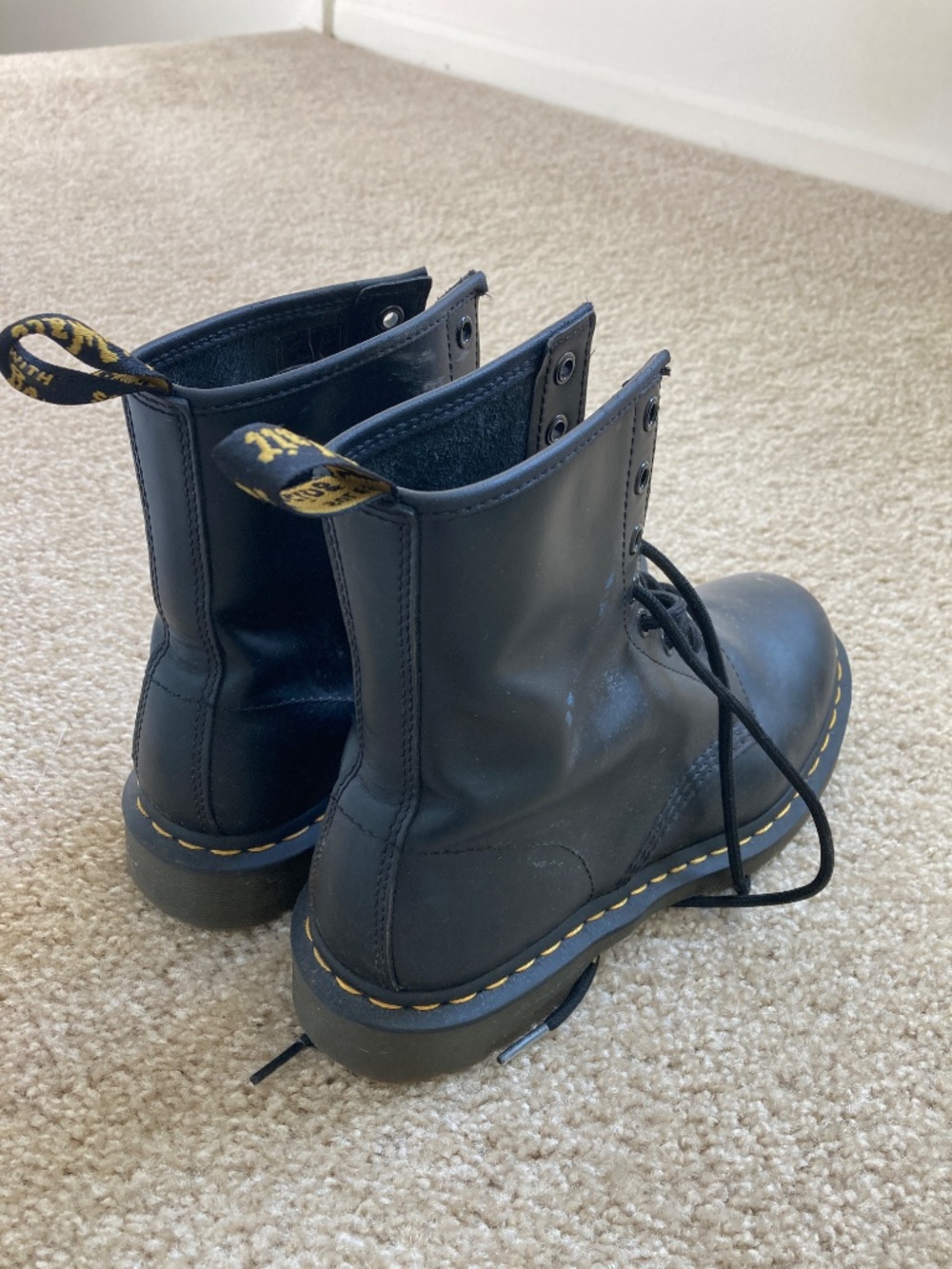Doc Martens - Picture 2 of 4